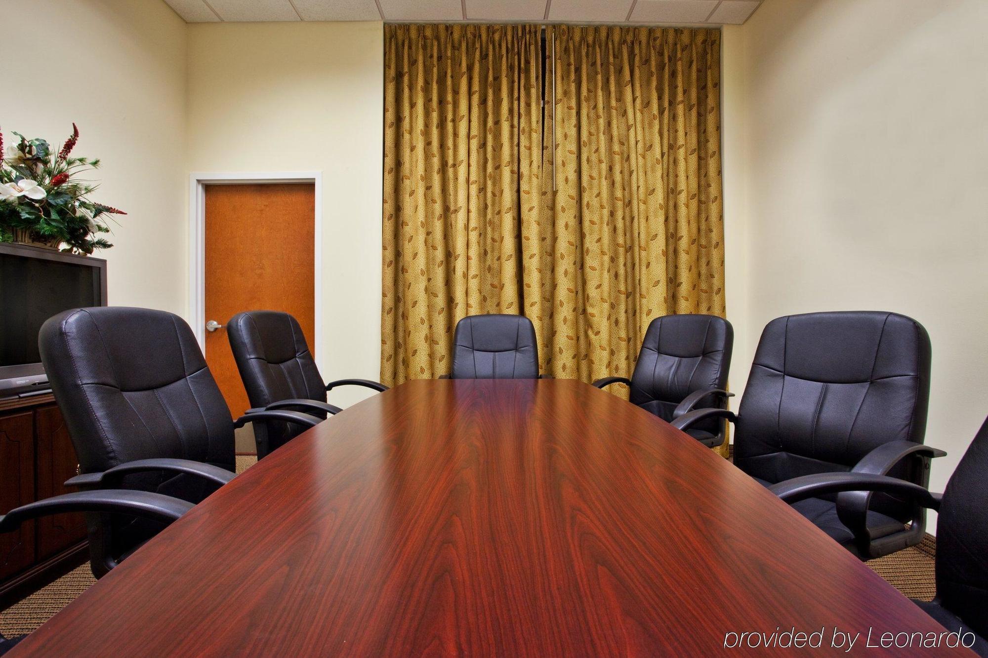 Holiday Inn Brunswick I-95 Facilities photo