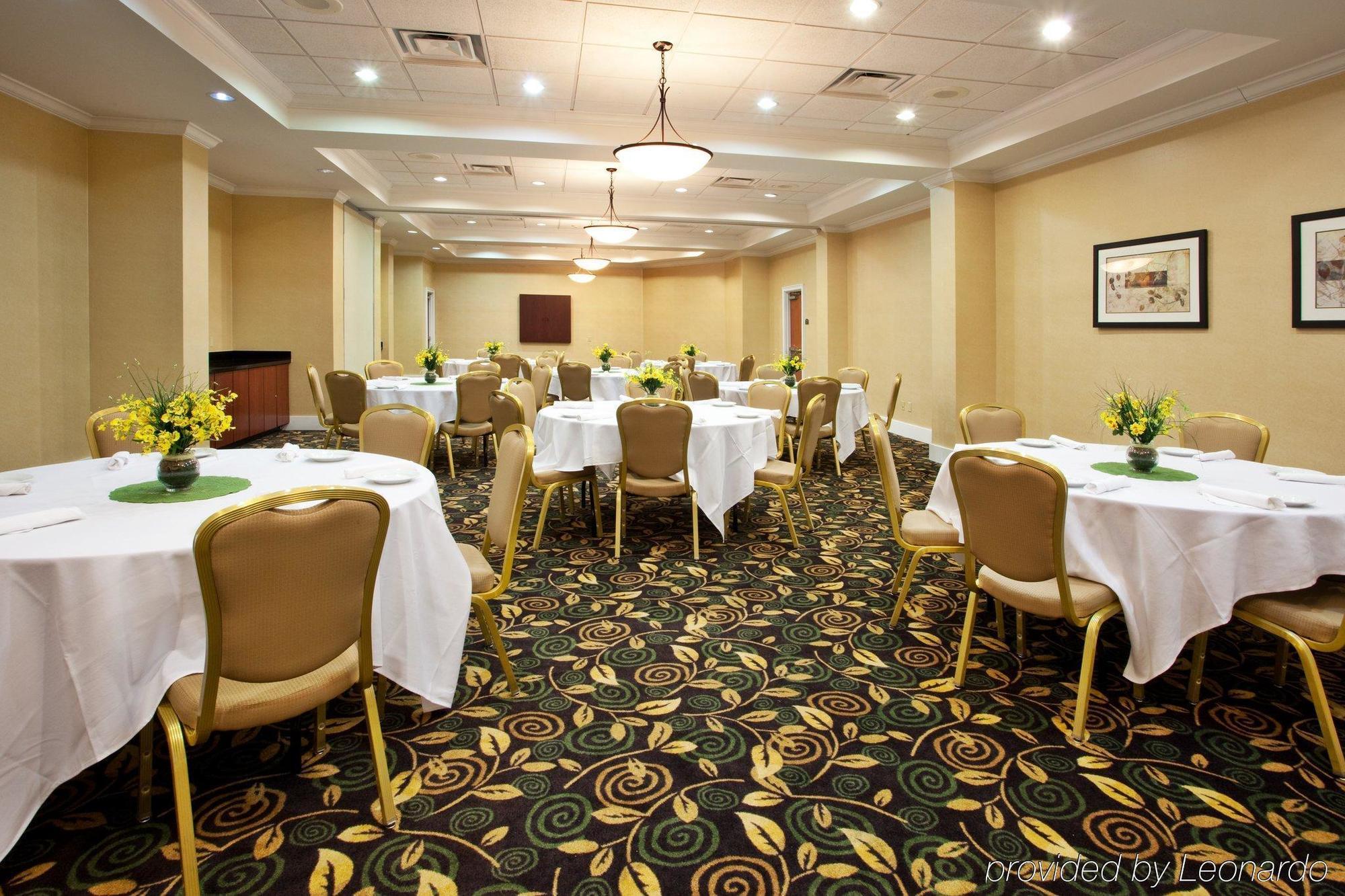 Holiday Inn Brunswick I-95 Exterior photo